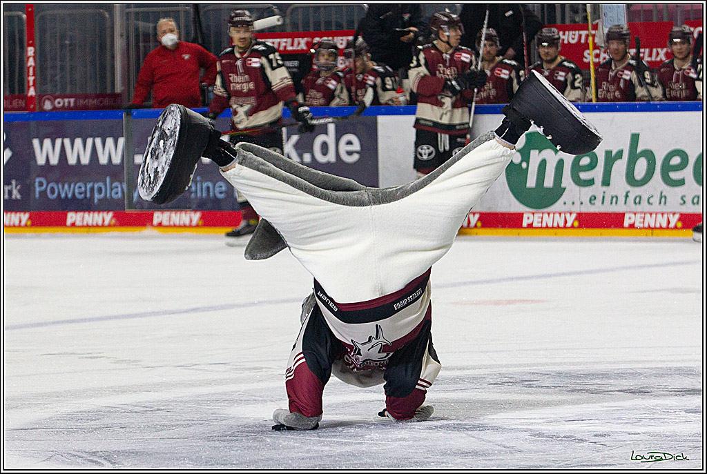 PENNY DEL;  Koelner Haie - Eisbaeren Berlin; Koeln, 10.03.2021